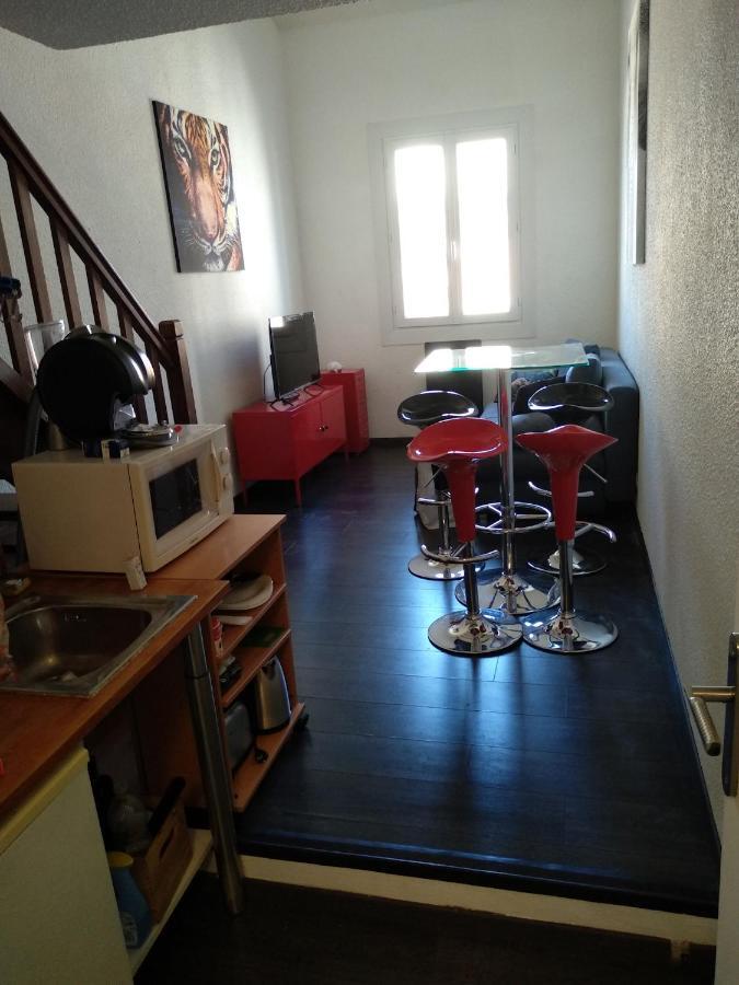 Duplex Vieux Port Appartement Complet 4 Couchages Climatise Entire Apartment 2 Beds For 4 Persons Марсель Экстерьер фото